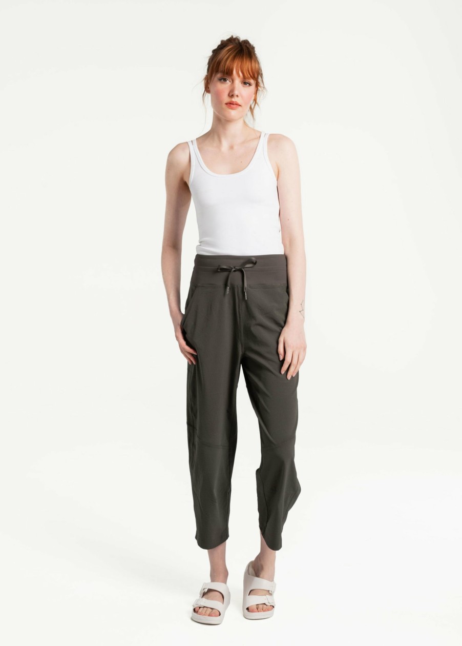 WOMEN Lole Joggers & Pants | Momentum Crops - Olive