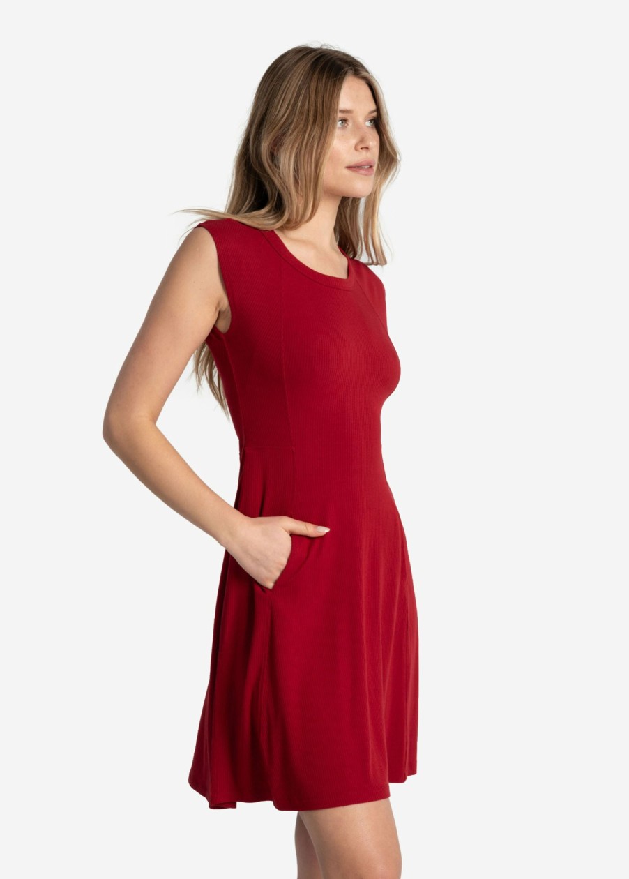 WOMEN Lole Dresses & Jumpsuits | Traverse Short Sleeve Dress - Beetroot